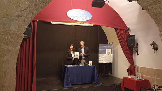 FItta il teatro per presentare il tuo libro